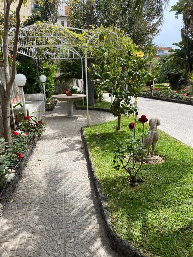 Villa Casa Delle Rose CTA Exterior foto
